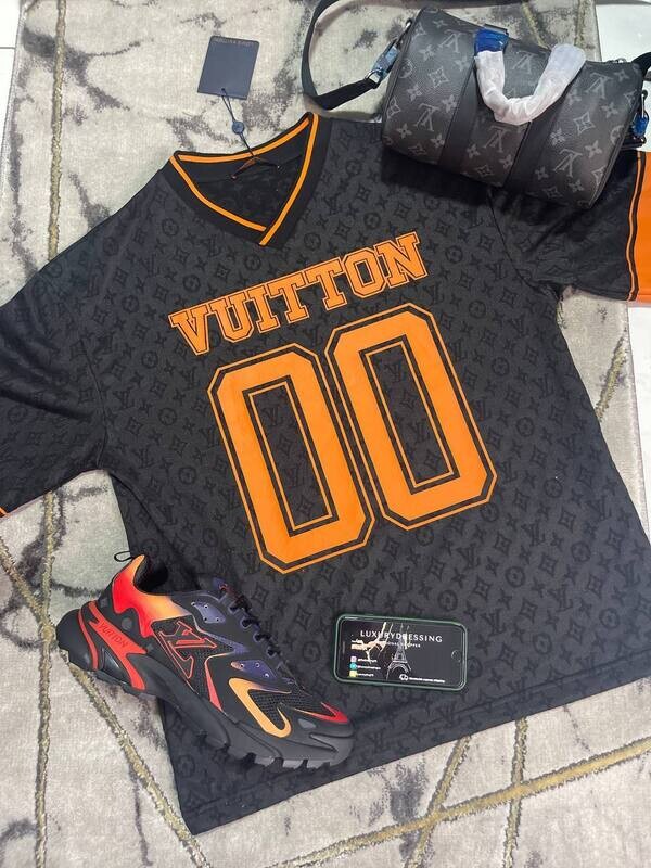 LV t-shirt