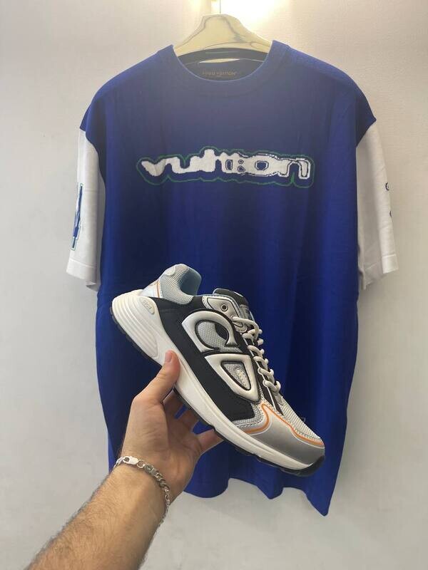 LV t-shirt