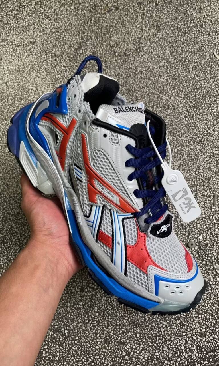 Balenciaga shoe