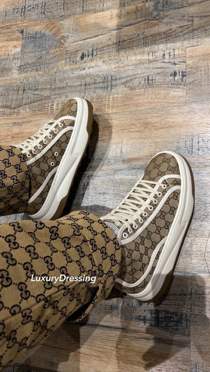 Gucci shoe