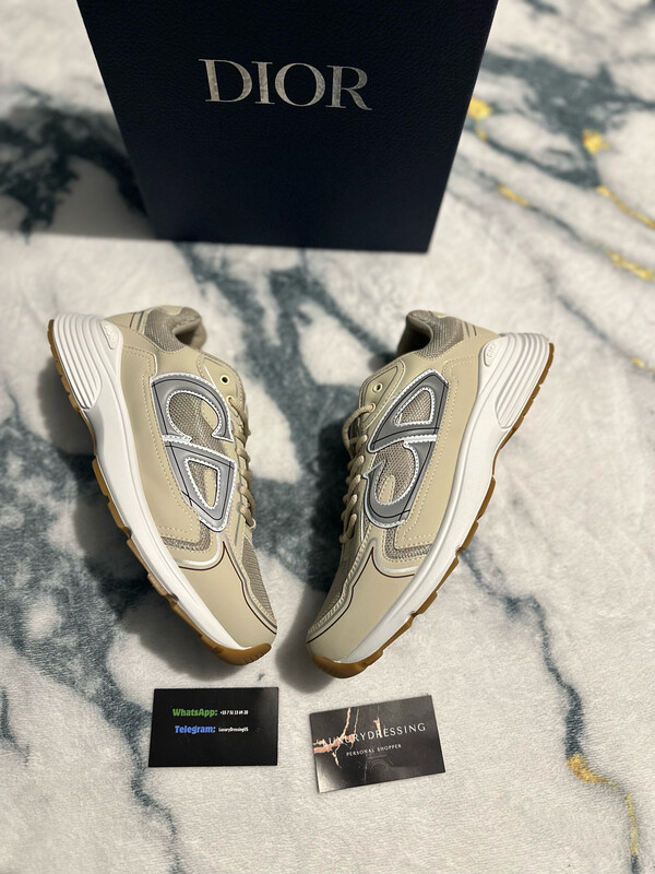 B30 sneakers