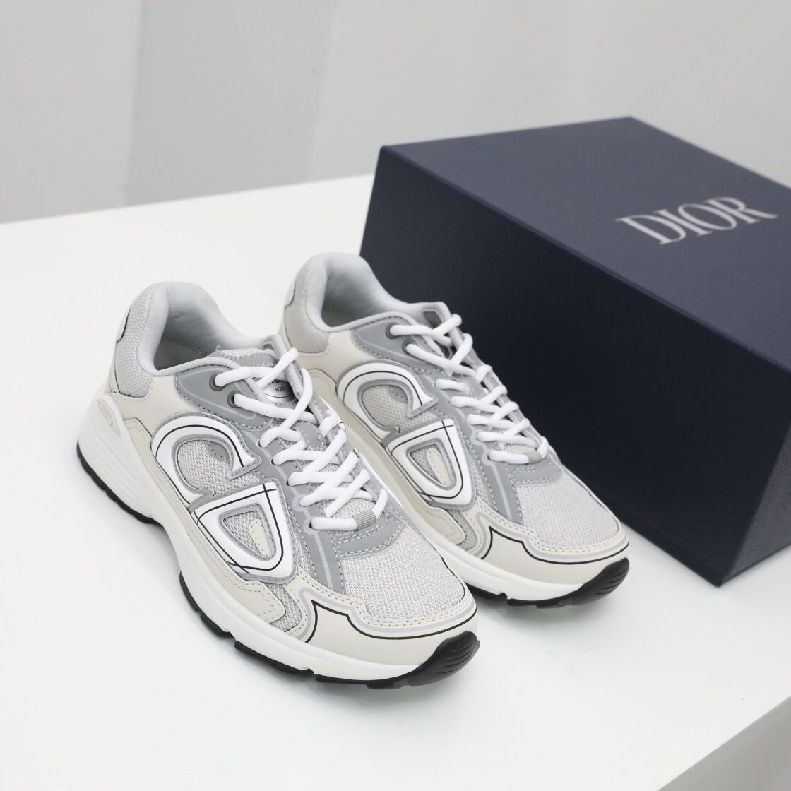 B30 sneakers