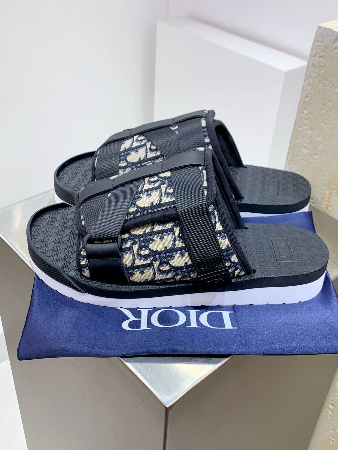 Dior Alpha Slide