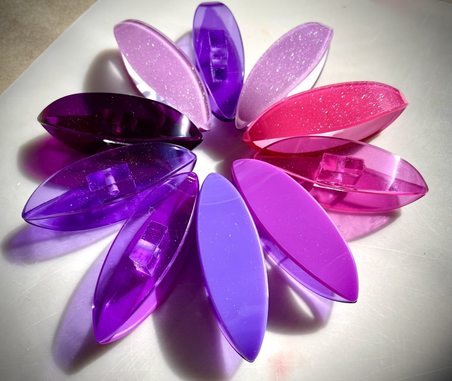 Acrylic shuttle plain, purple and magenta assorted shades