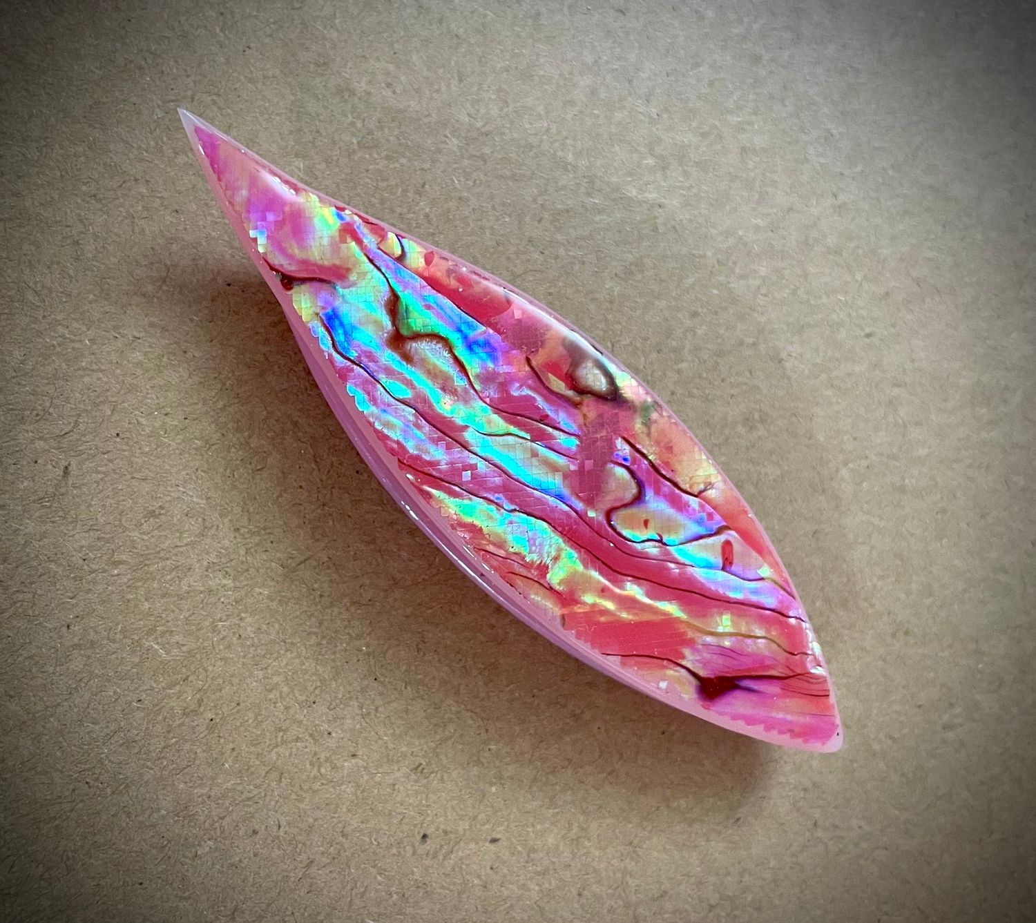 SewMate  Shuttle Decorated , Natural Shell veneer on both sides, Coral Pink