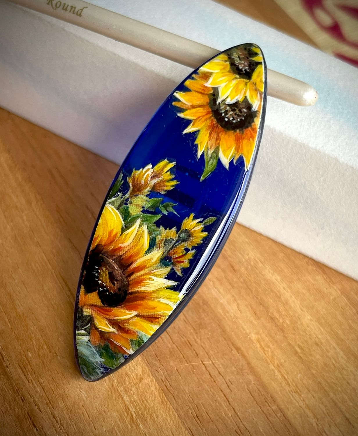 Handmade acrylic shuttle decorated on one side, Summer Sunflowers_1