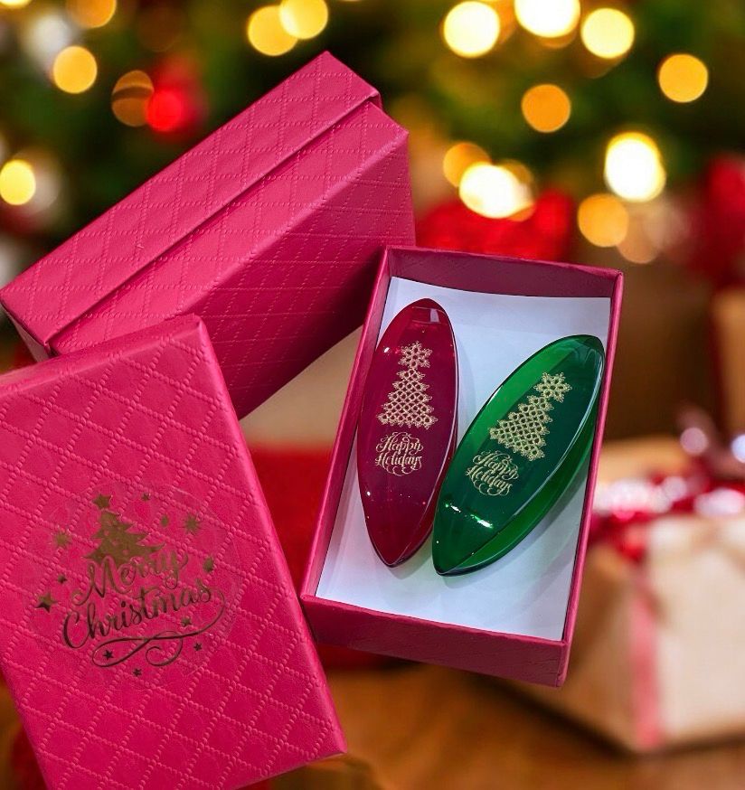 Acrylic tatting shuttle, handmade, Set of 2 in a gift box, Tatted Christmas Tree