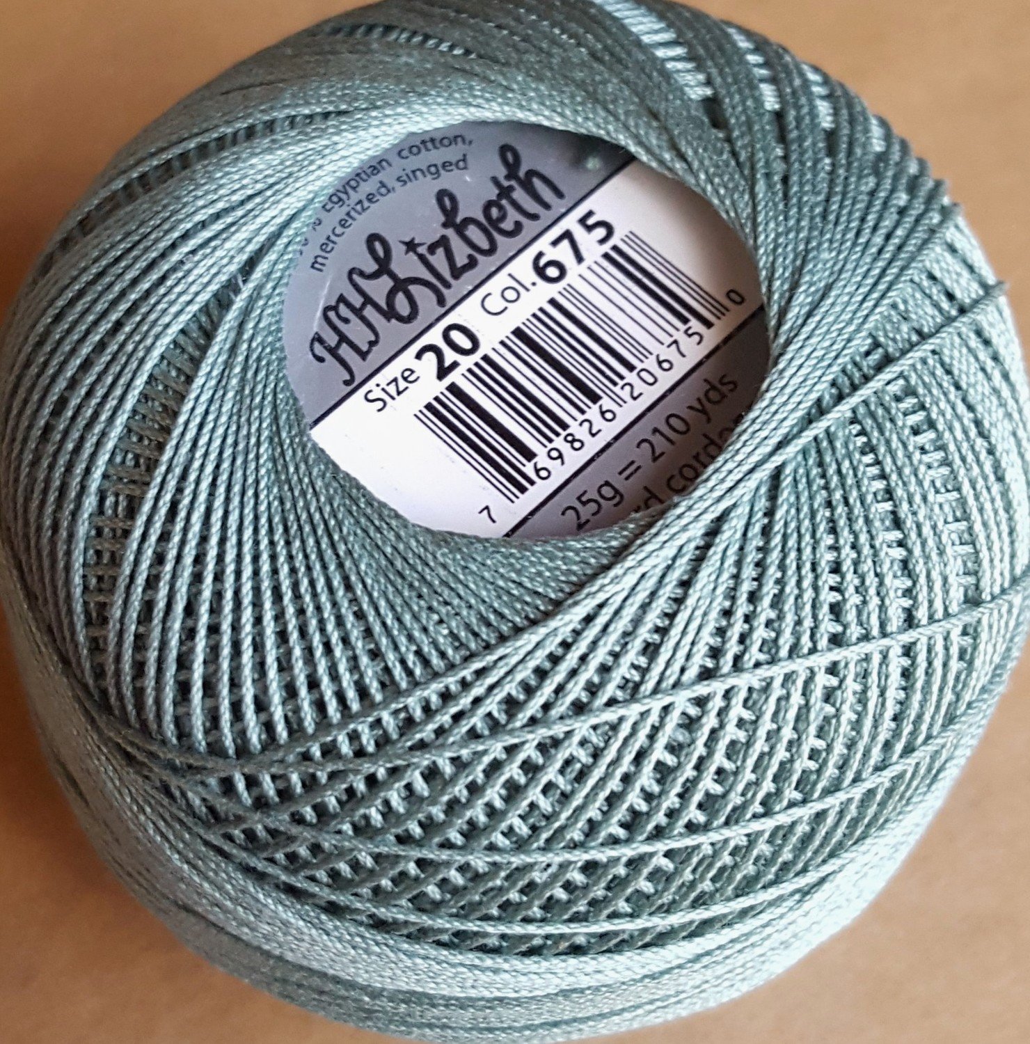 Col.675, Fern Green Med., Lizbeth thread