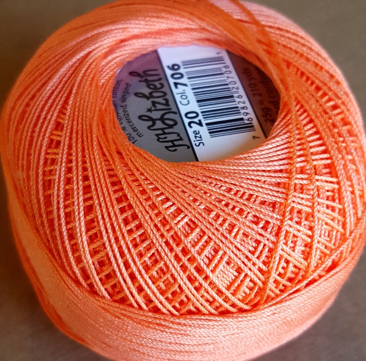 Col.706, Sunkist Coral, Lizbeth thread