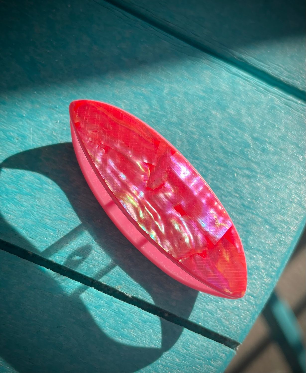 Acrylic Tatting Shuttle, Natural Coral-Gold   Abalone