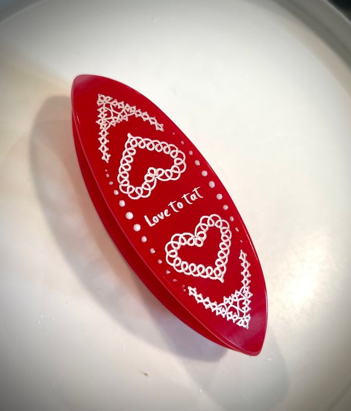 Handmade acrylic shuttle decorated on one side, Love to Tat, scarlet red