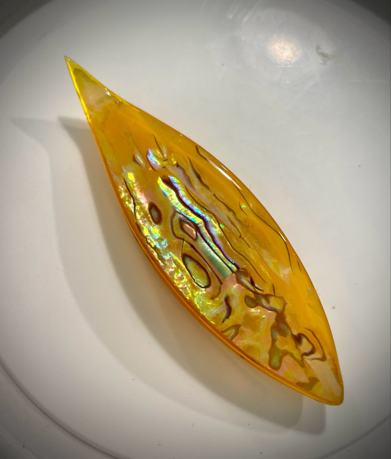 SewMate Shuttle Decorated , Natural Shell veneer on both sides, Amber