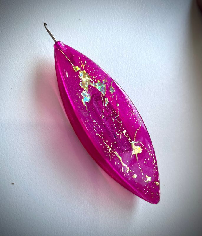 Moonlit shuttle decorated on both sides, Gilded Galaxy,  Magenta