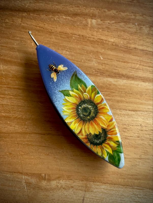 Moonlit shuttle decorated on one side, August Sunflowers, Blue
