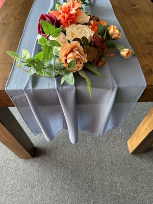 Table Runner Rentals