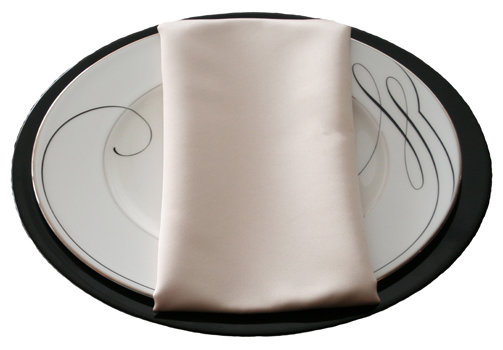 Champagne Lamour Matte Satin Napkin Champagne Lamour Matte Satin Napkin