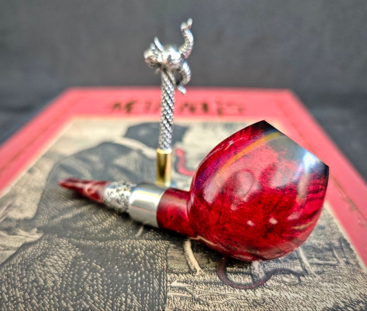 𝐓𝐡𝐞 𝐆𝐡𝐨𝐬𝐭 𝐨𝐟 𝐃𝐞𝐯𝐢𝐥 𝐀𝐧𝐬𝐞 𝐇𝐚𝐭𝐟𝐢𝐞𝐥𝐝