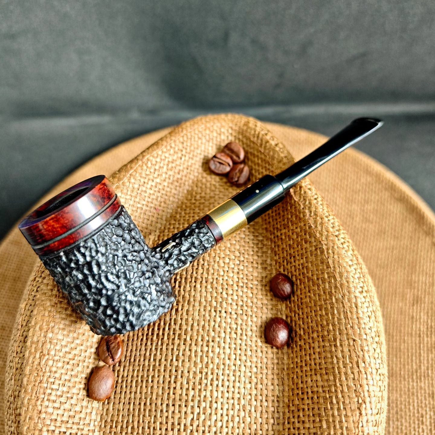 ​𝑻𝒉𝒆 𝑺𝒕𝒊𝒕𝒄𝒉𝒆𝒅 𝑮𝒂𝒎𝒃𝒍𝒆𝒓