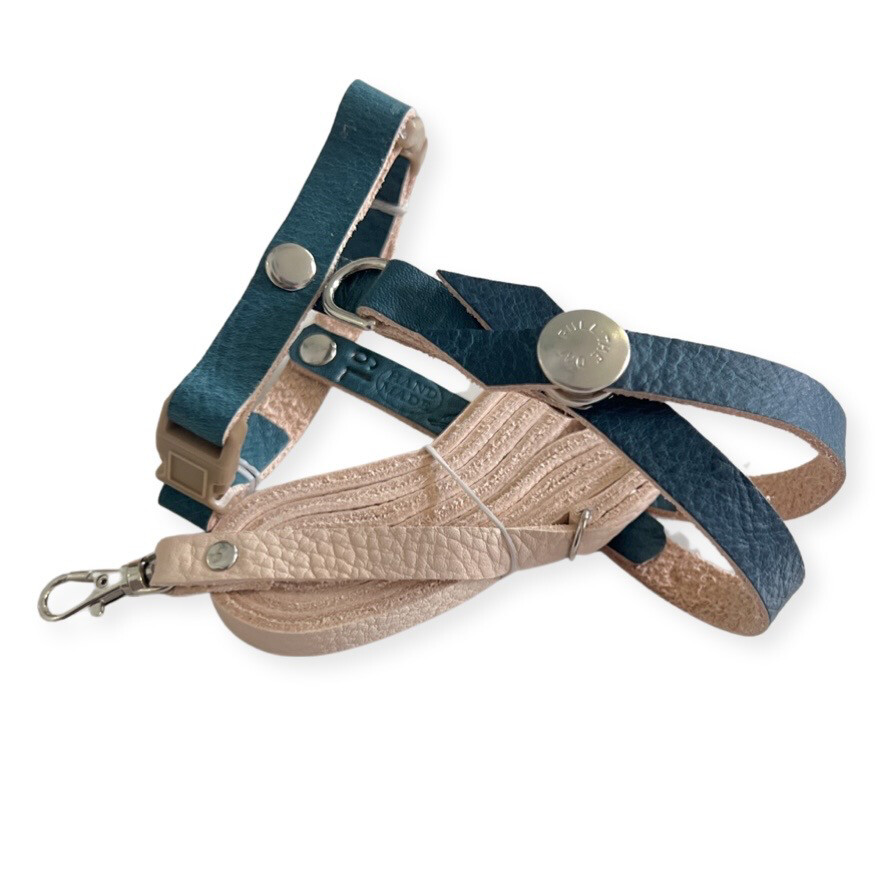SIZE 6L  LEATHERS4FEATHERS Harness Avian Leash Cockatoo 325 - 400g / Bare-Eyed Cockatoo /Goffin / Corella / Classic Old Frill pigeon / Severe Macaw