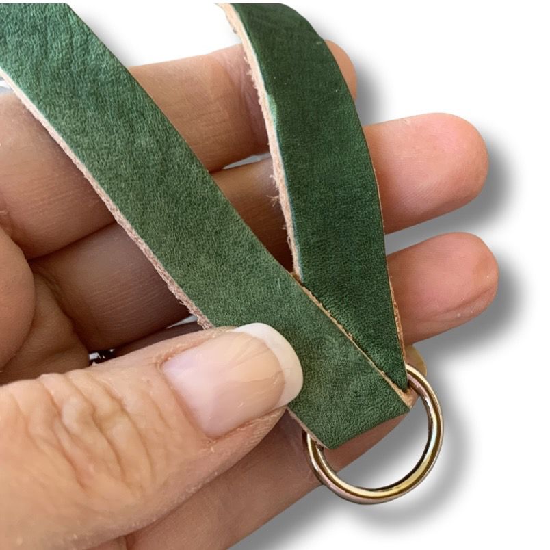 SIZE 9- 900g-1050   LEATHERS4FEATHERS Harness Avian Leash Blue &amp; Gold / Moluccan / Catalina Macaw / Sulfur Crested