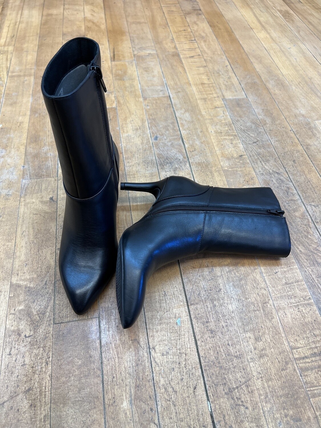 ROCKPORT-Chalina-Mid Boot-CJ3946
