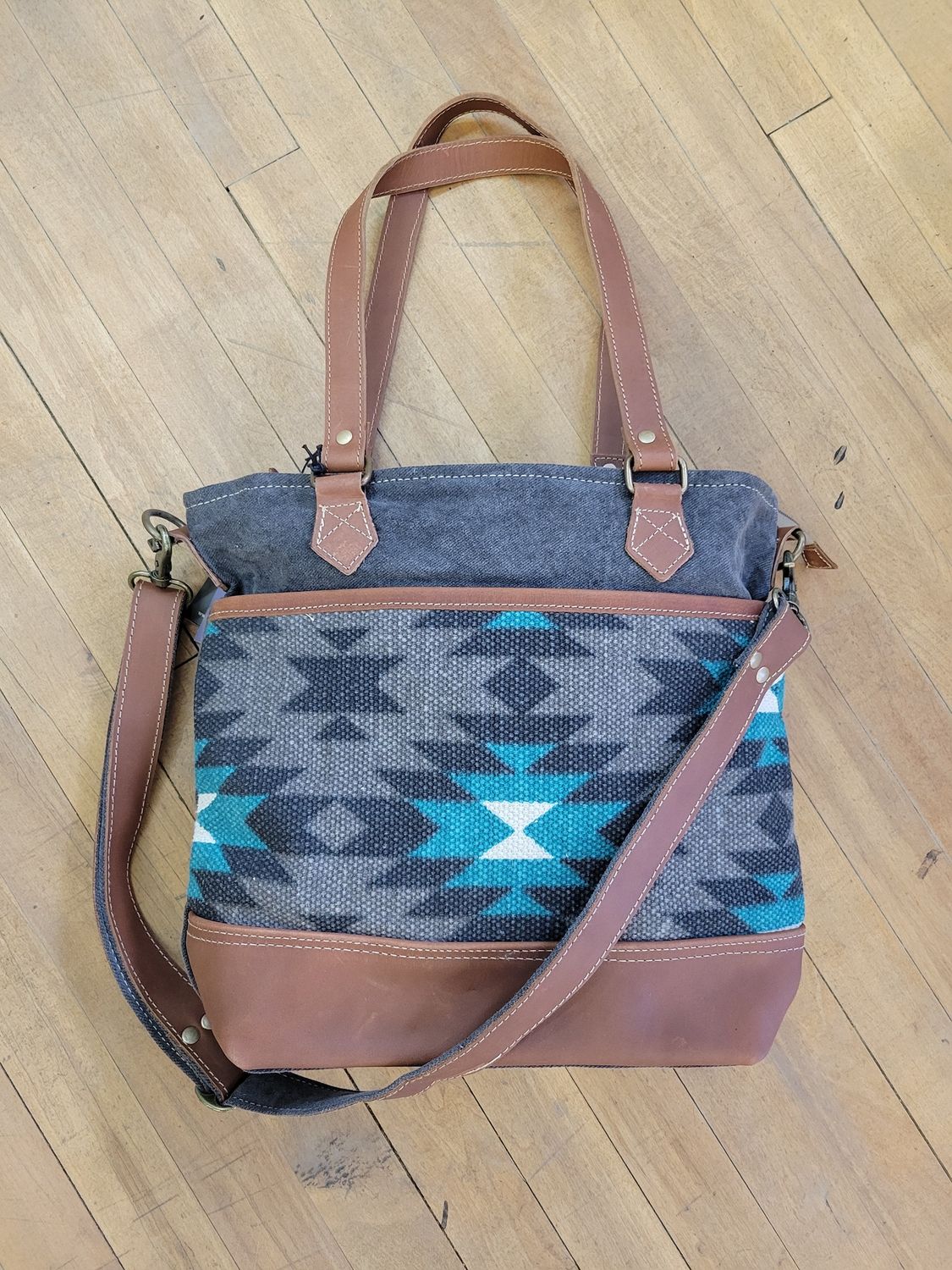 Myra Bag-S-7348