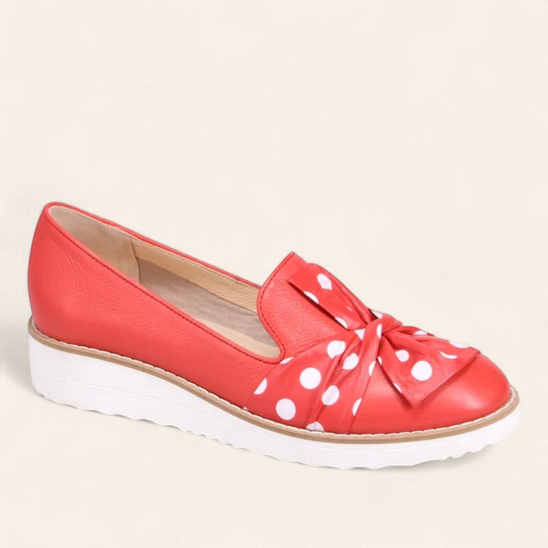 Django &amp; Juliette Red &amp; White spotted