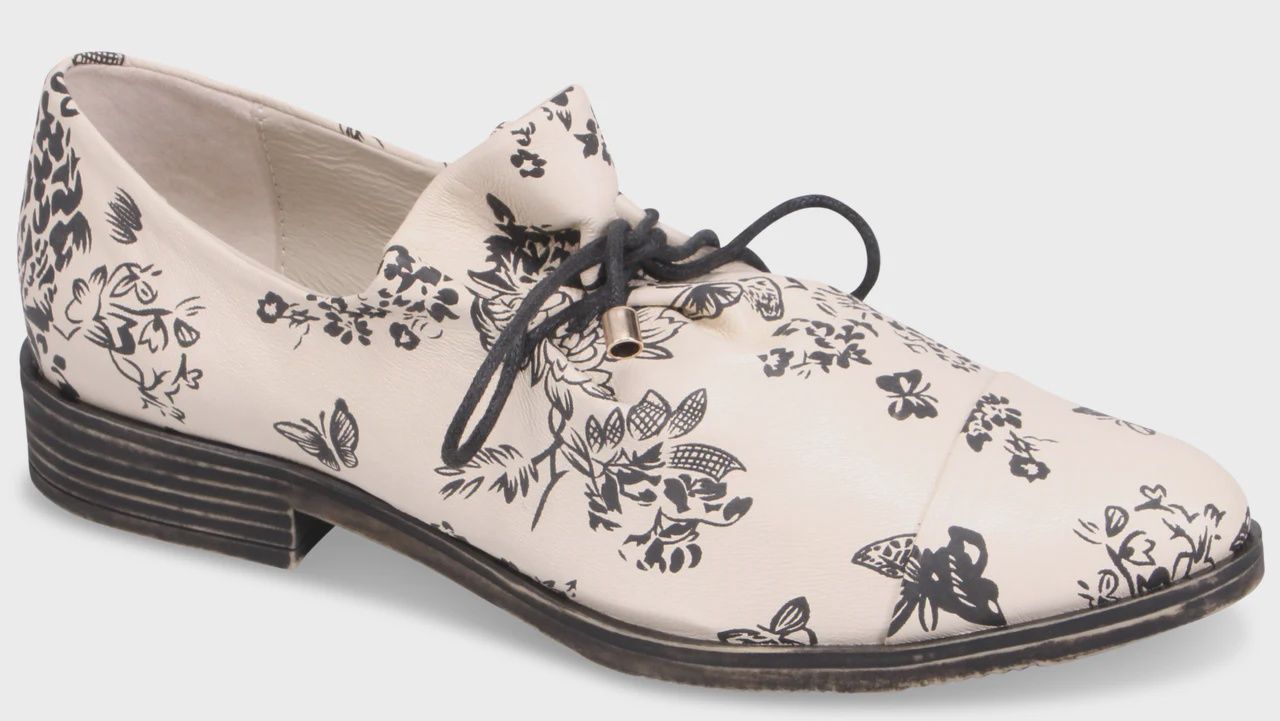 DJ-Kotty-milk&amp;black