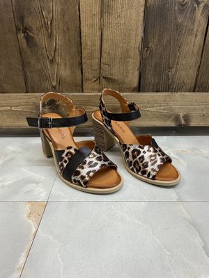 Roamers-LBS 8205-Black Leopard