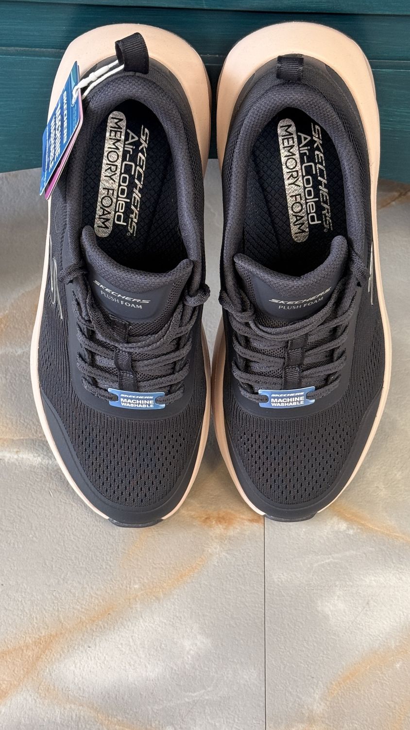 Skechers-150572-Navy-pluchfoam