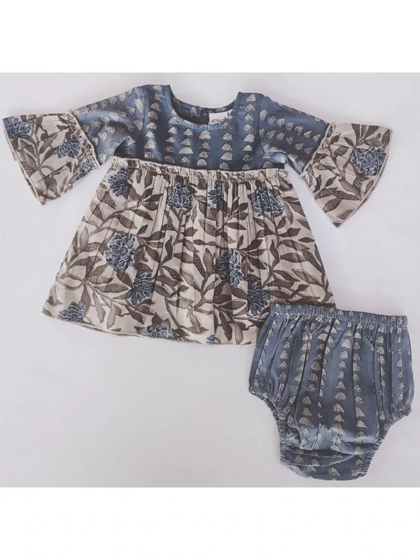 Floral Print Bell-Sleeves Dress &amp; Diaper Cover Set