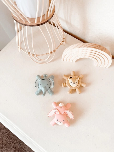 BUNNY MOLAR TEETHER