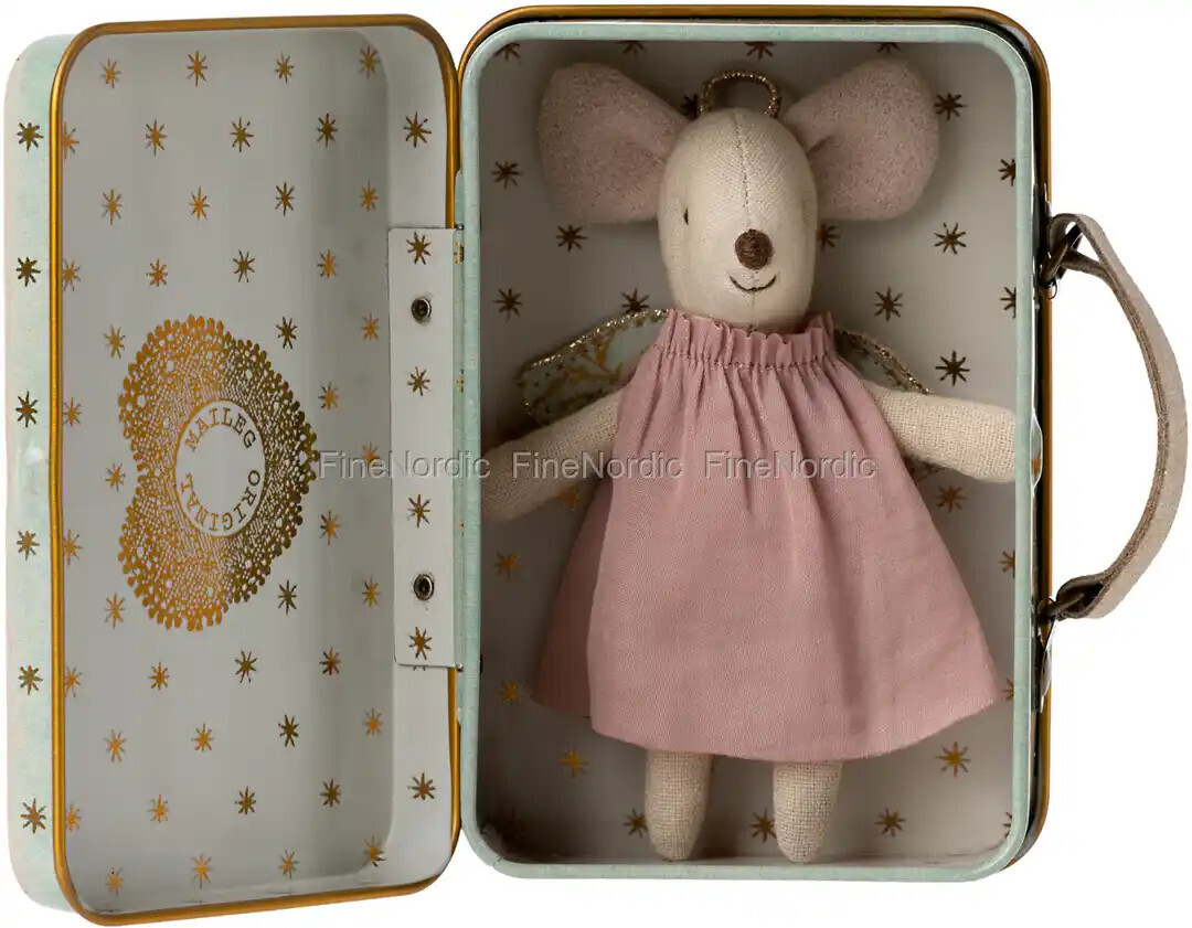 ANGEL MOUSE IN SUITCASE