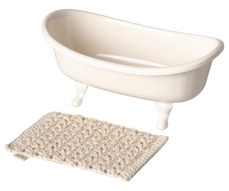 Bathmat Mouse