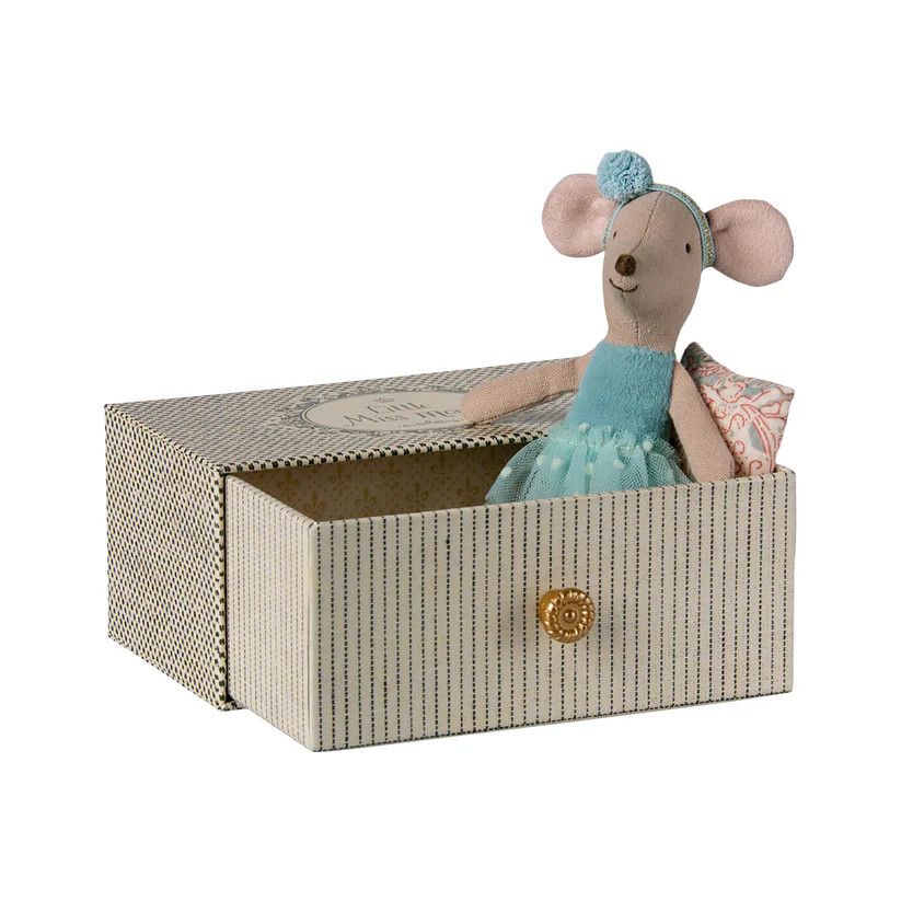 Dance mouse in daybed, Little Sis  teal