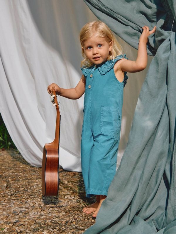 dungarees with English embroidery collar