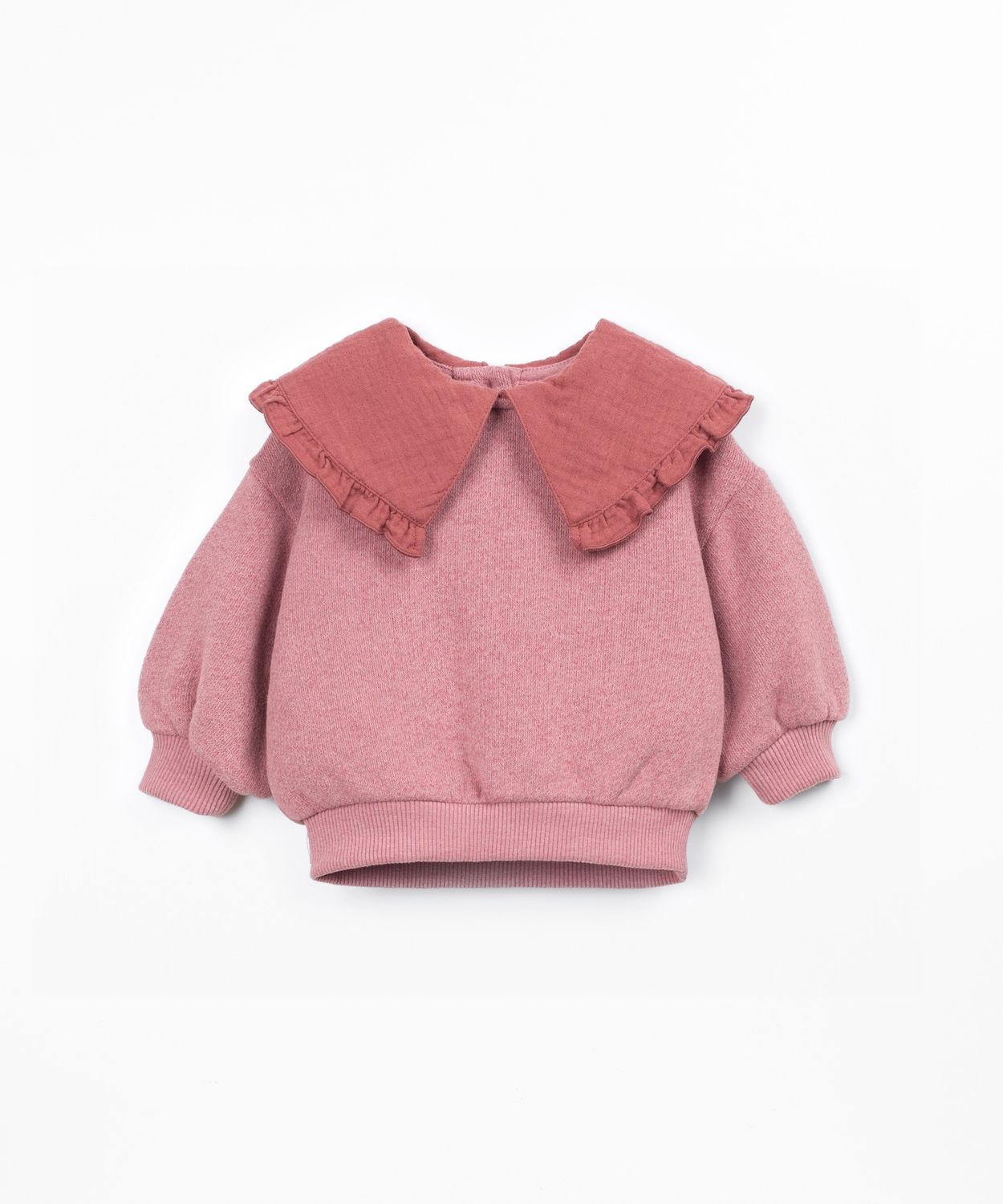 Knit sweater with contrasting fabric collar