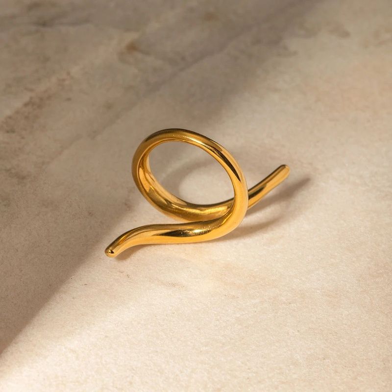 Smooth twist irregular - Ring