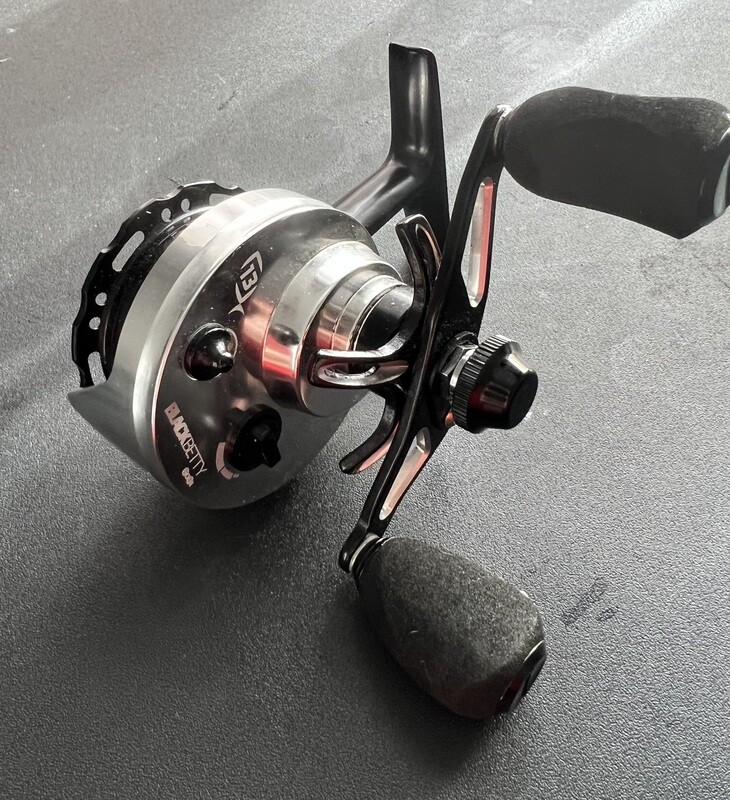 13 Fishing Black Betty Ice Reel Left Hand