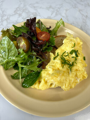 Fluffy Scrambled Eggs