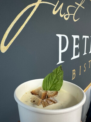 Peter’s Famous Garlic Mushroom Soup