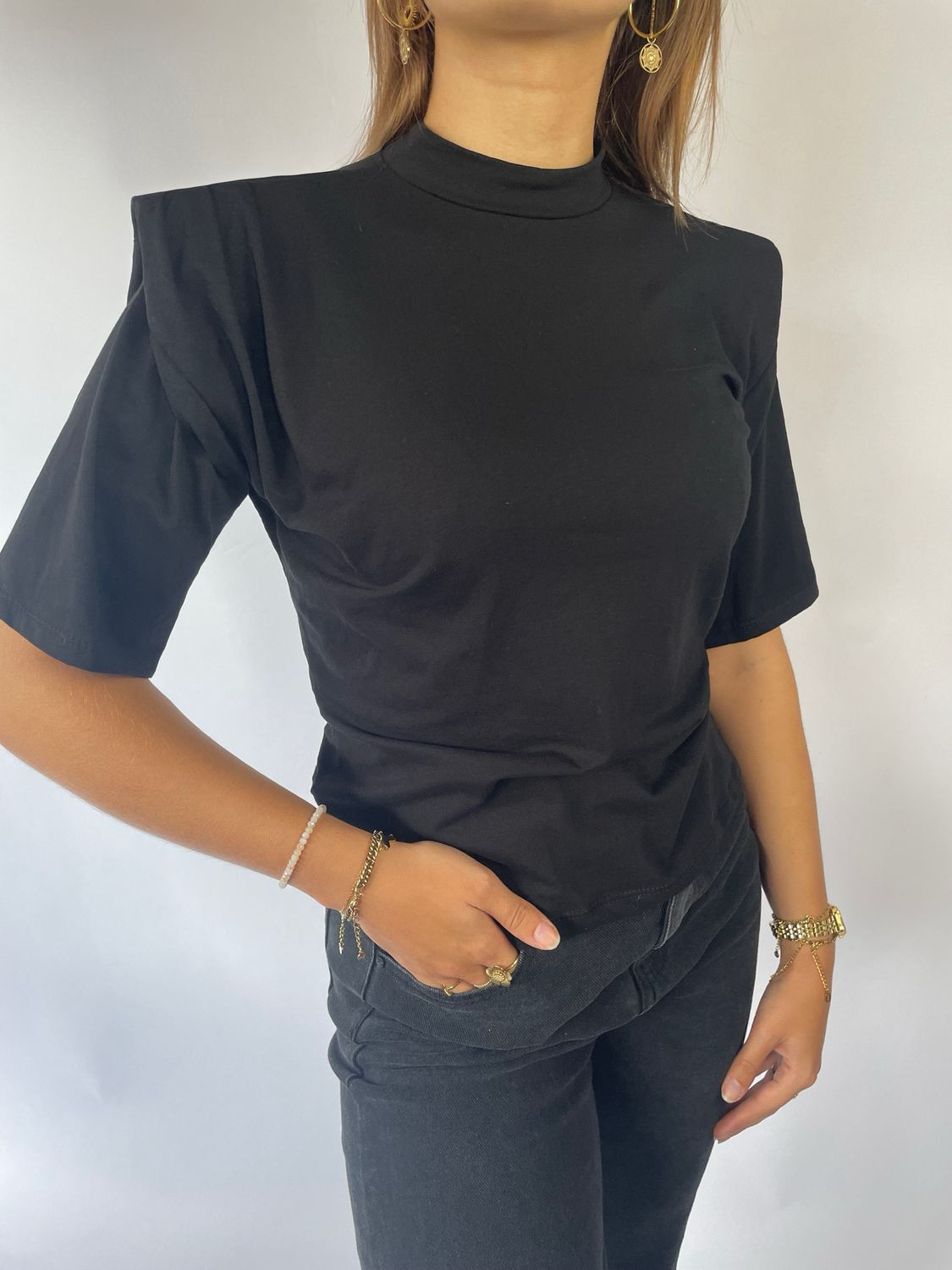 SHOULDER TOP - ZWART