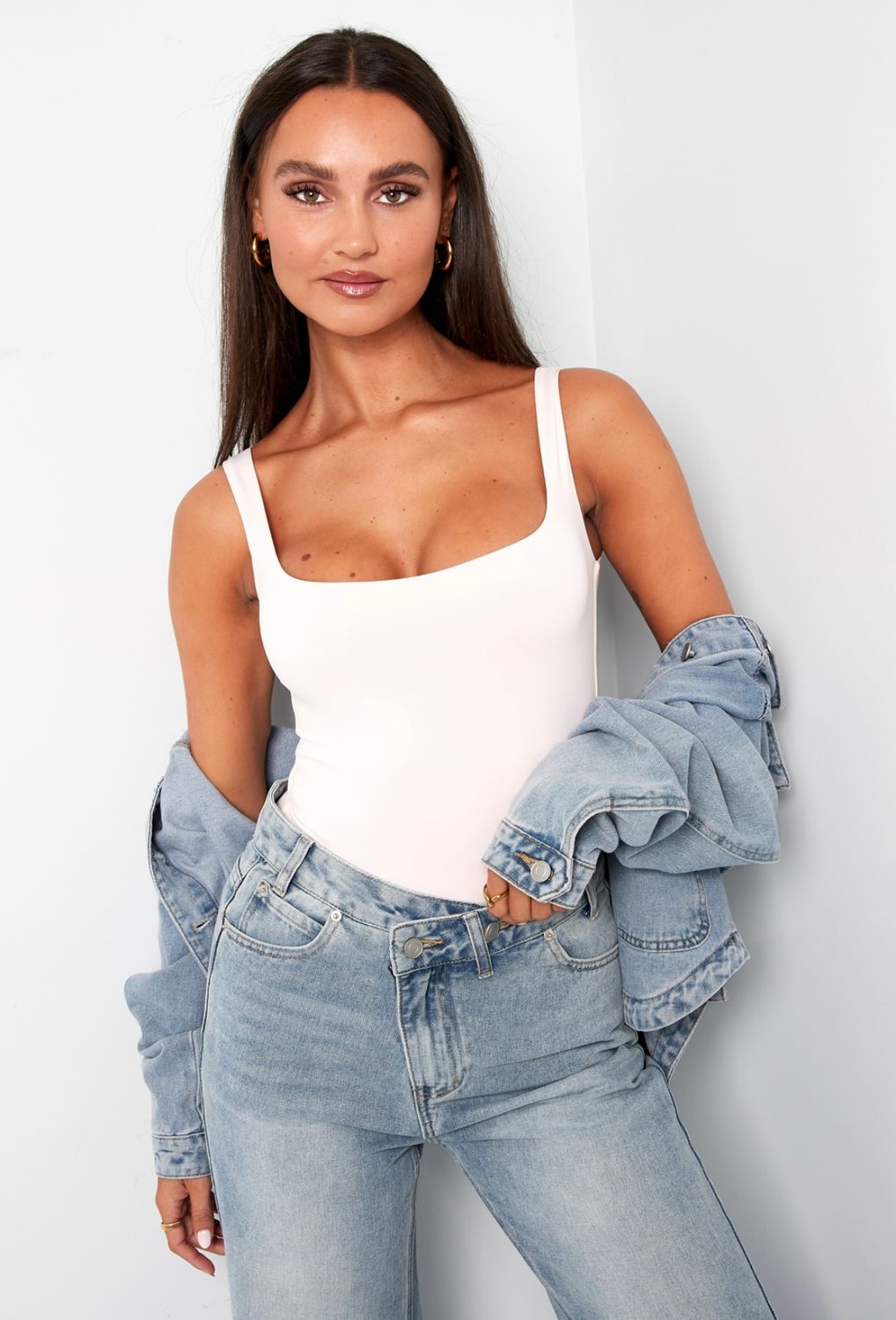 BASIC BODY - OFF WHITE