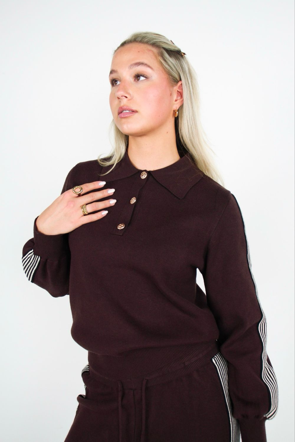 GOLDEN LINE SWEATER - BROWN