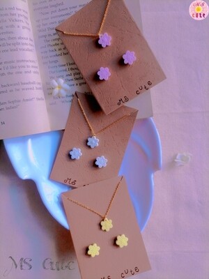 Pack of neckless and earring set