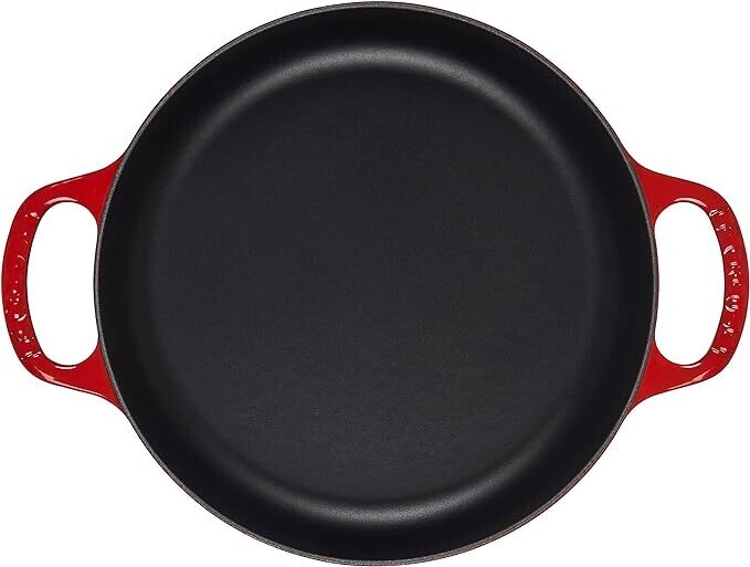 Le Creuset Signature Cast Iron Everyday Pan, 11"