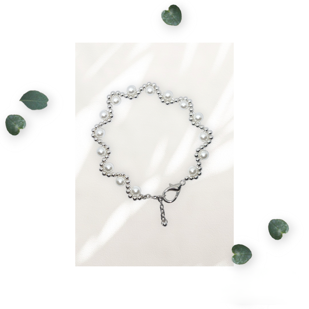 Pearly wave bracelet