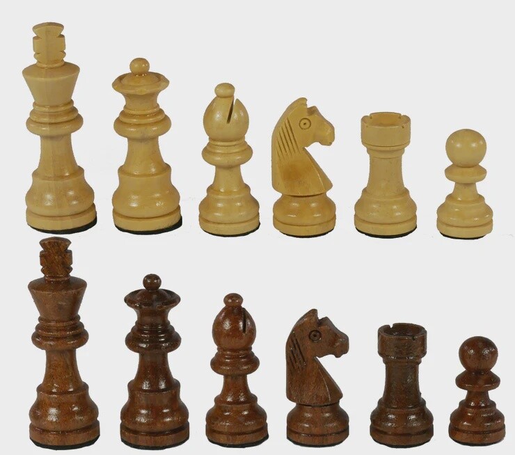 Chess Pieces: 2.5&quot; Sheesham Boxwood German Knight