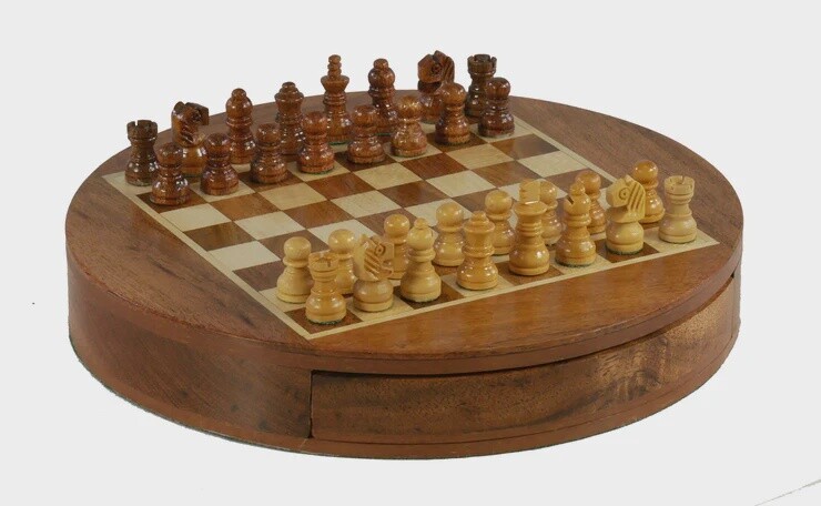 Chess Set: Round Drawer Magnetic 6&quot; Wood