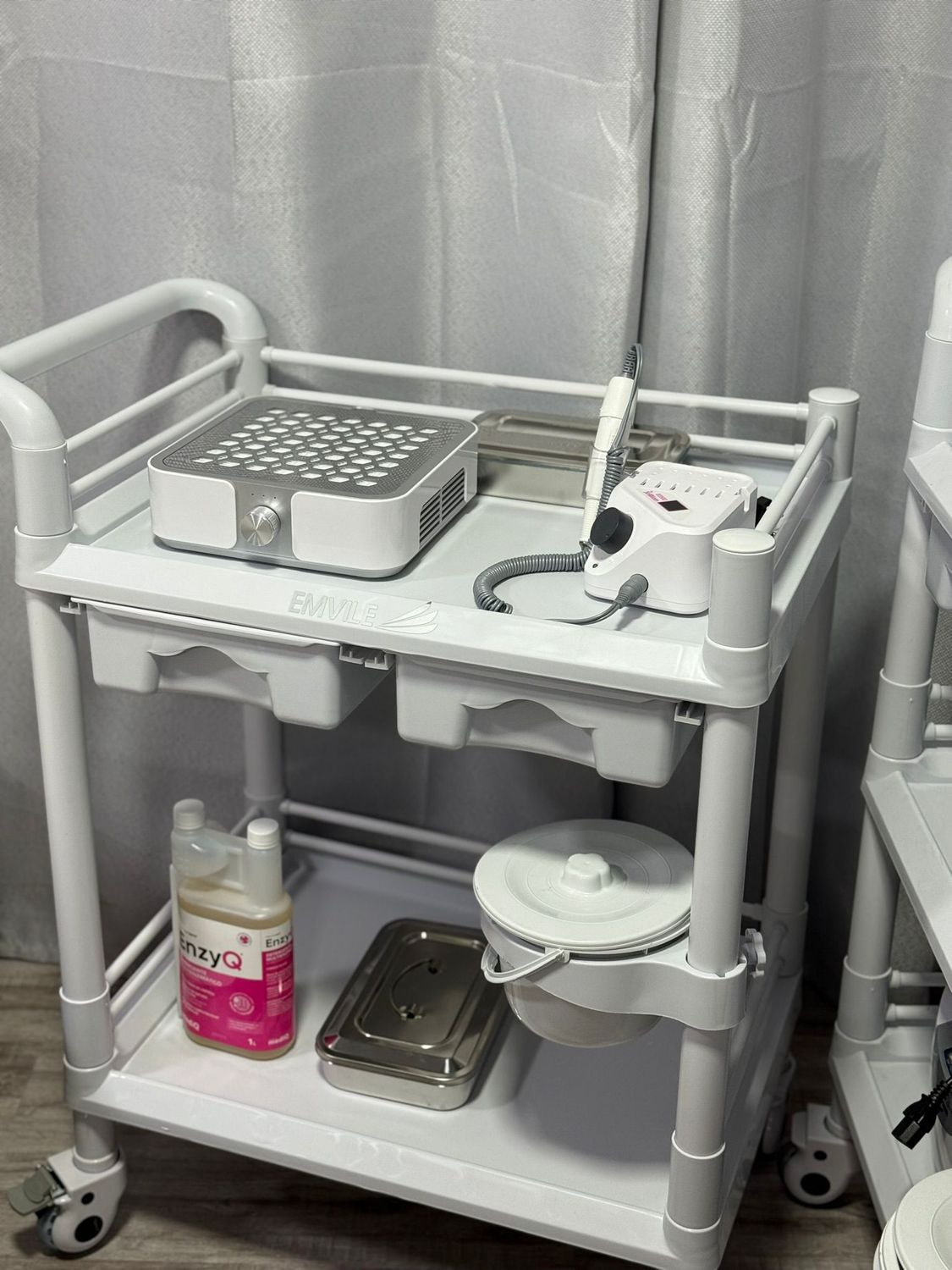 CARRO AUXILIAR PROFESIONAL